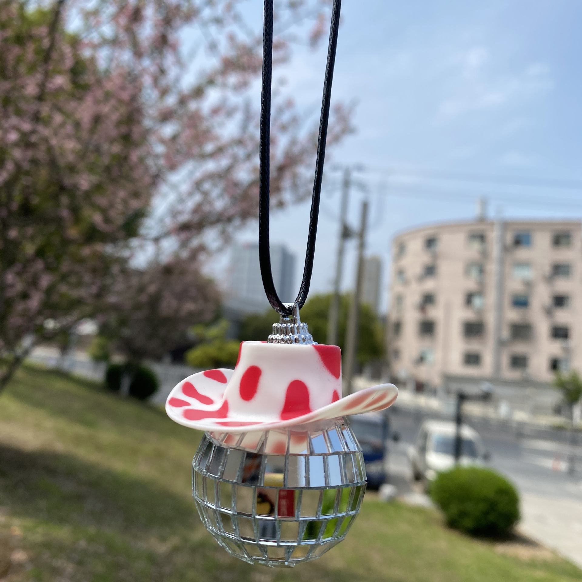 Pendant 7