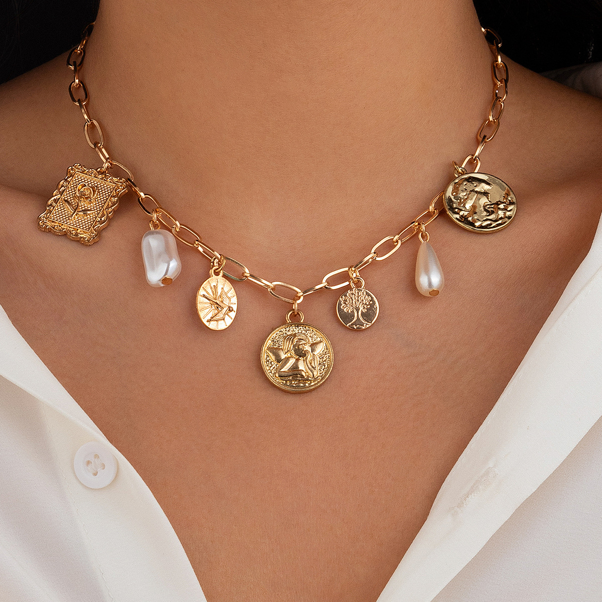 09 necklace-gold 6674