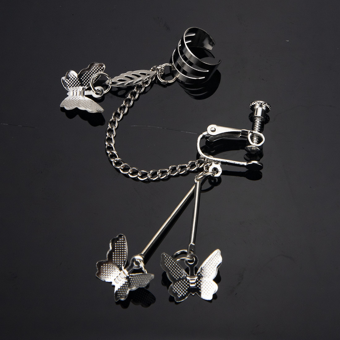 A pair of ear clips