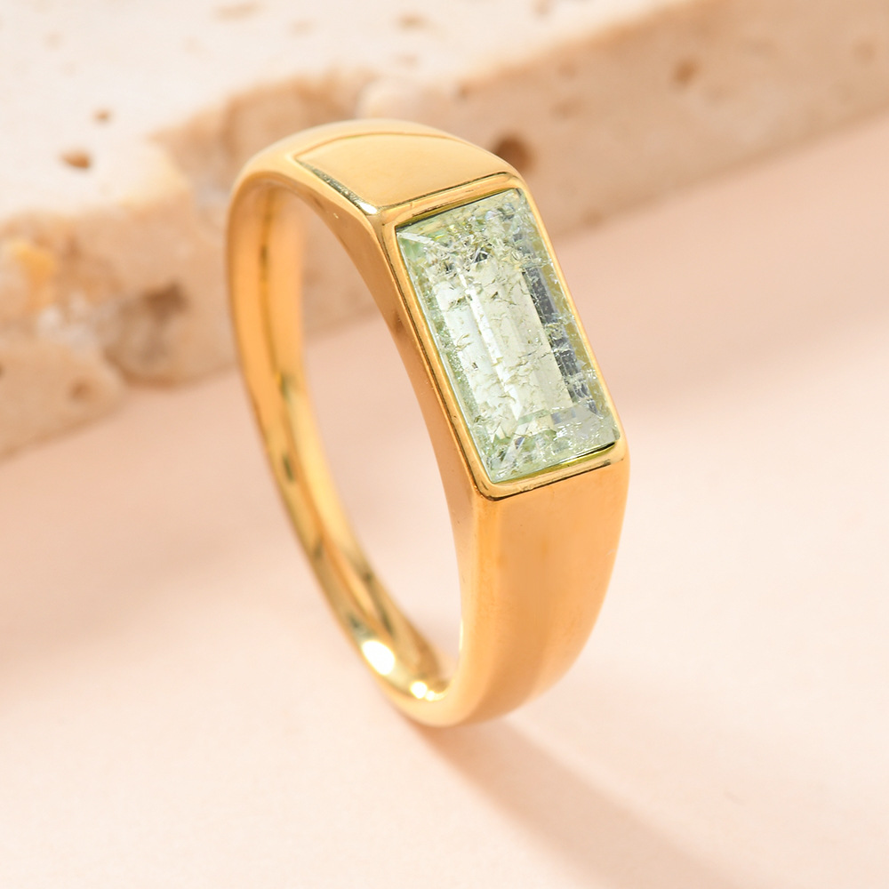 Green (broken diamond)