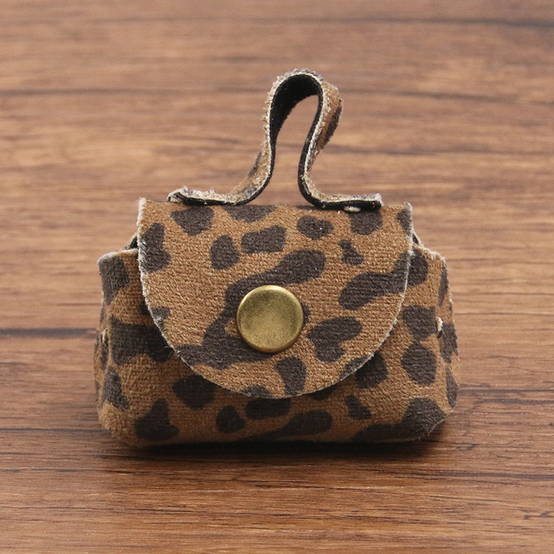 Leopard yellow