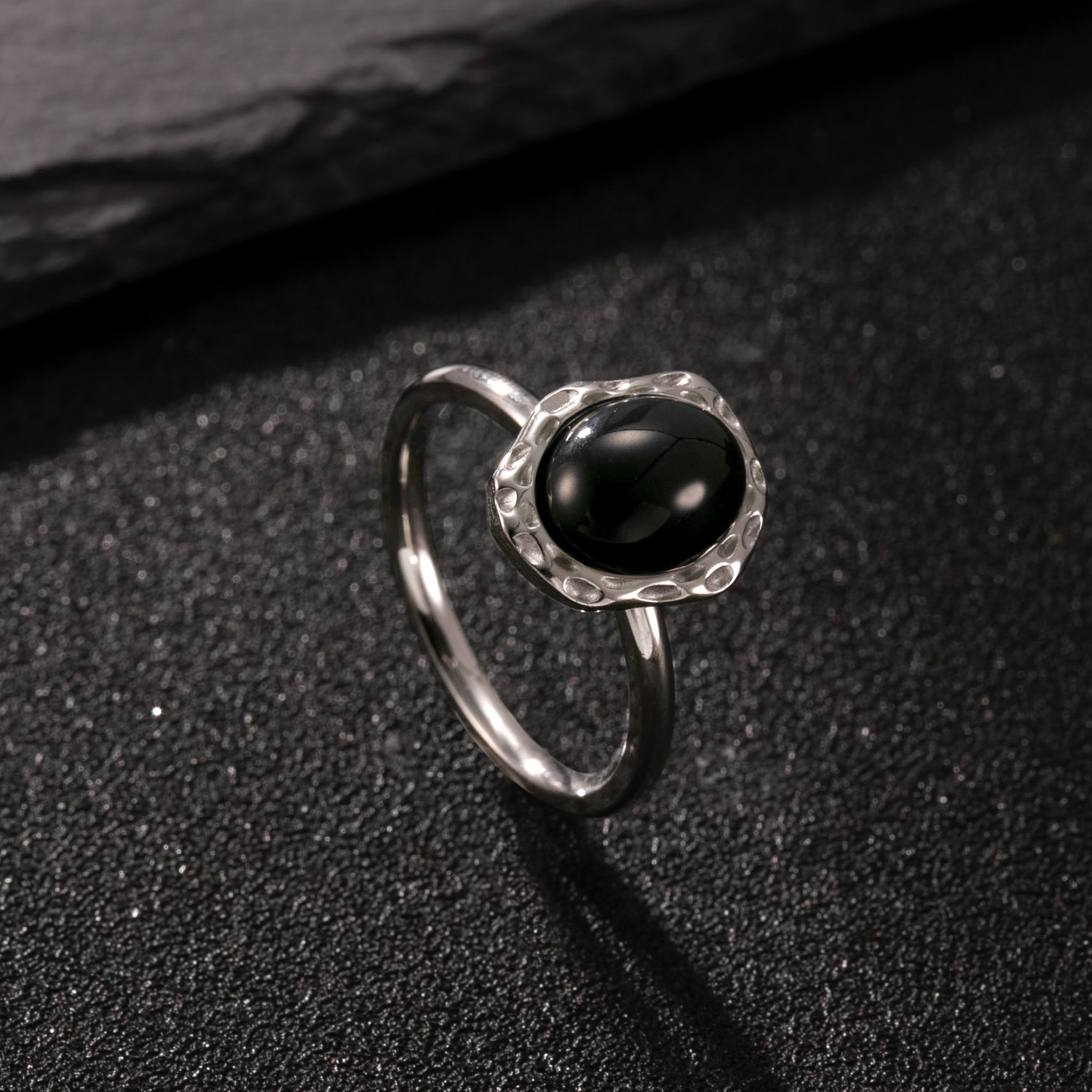 Steel color (black natural stone)