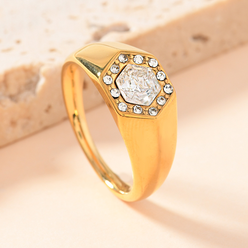 Gold (set with white diamonds)