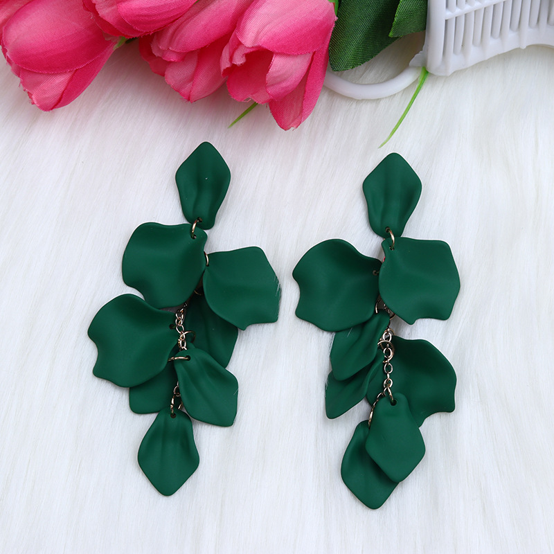 16 dark green