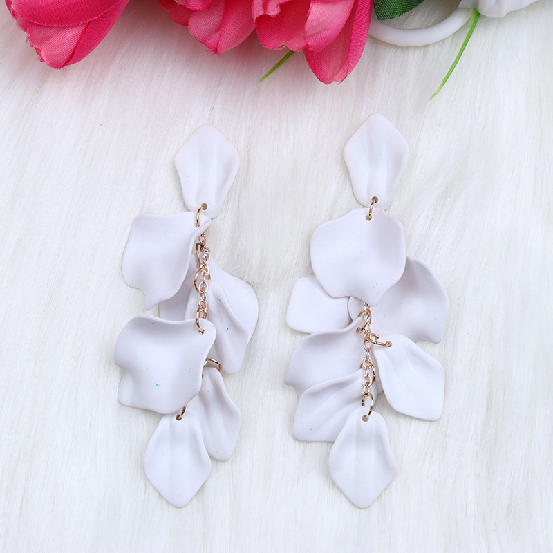 16 white.