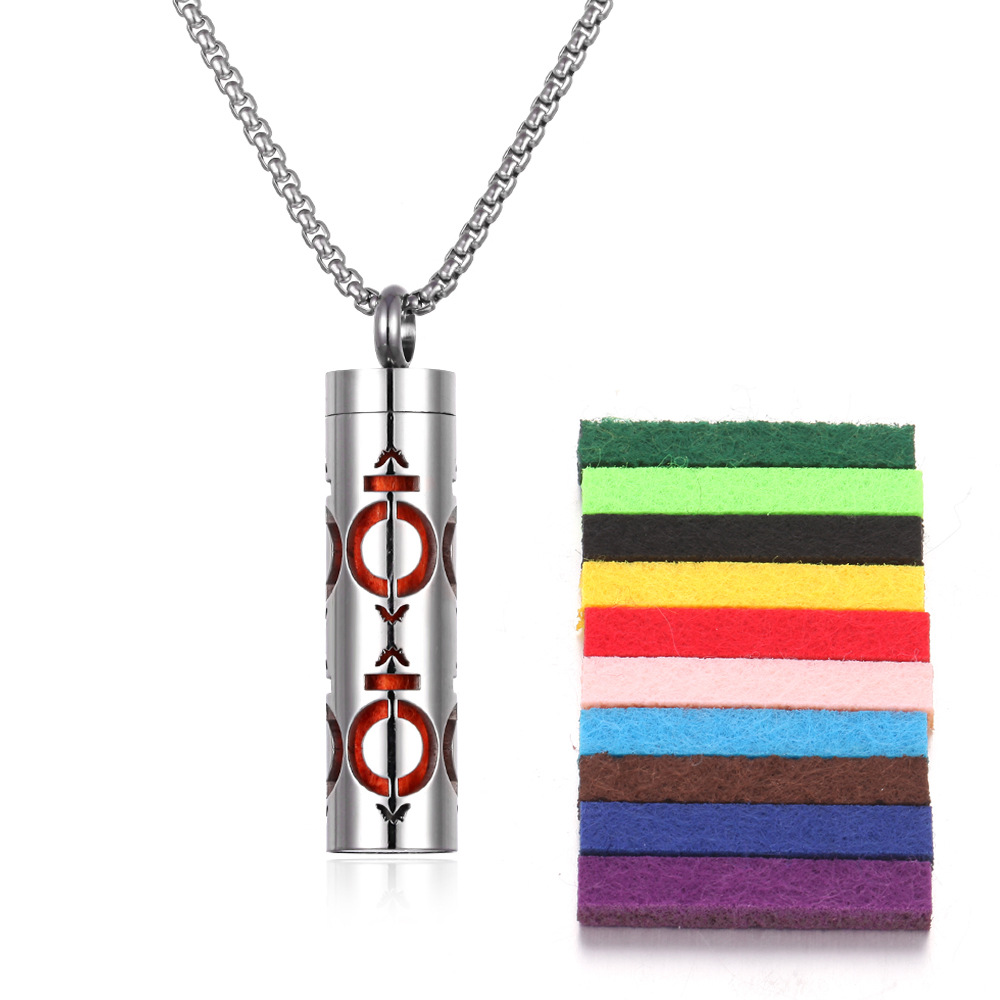 1-necklace  10 cotton pieces