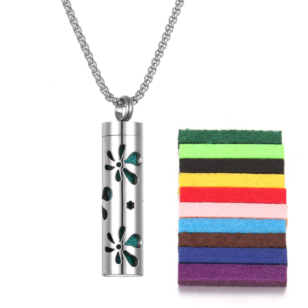 8-necklace  10 cotton pieces