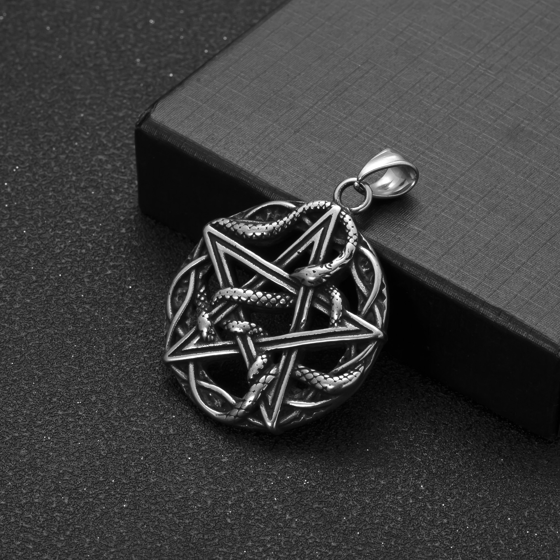 Five-pointed star
