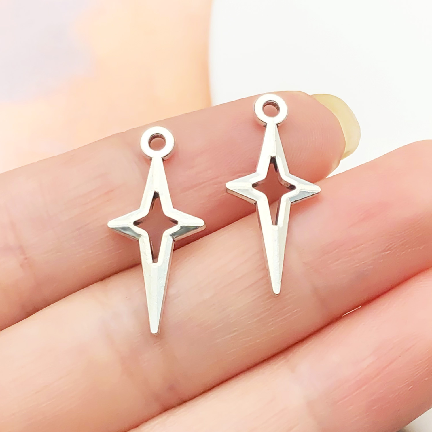 16970-1 ancient silver zinc alloy small cross four-pointed star 10x23-0.5g
