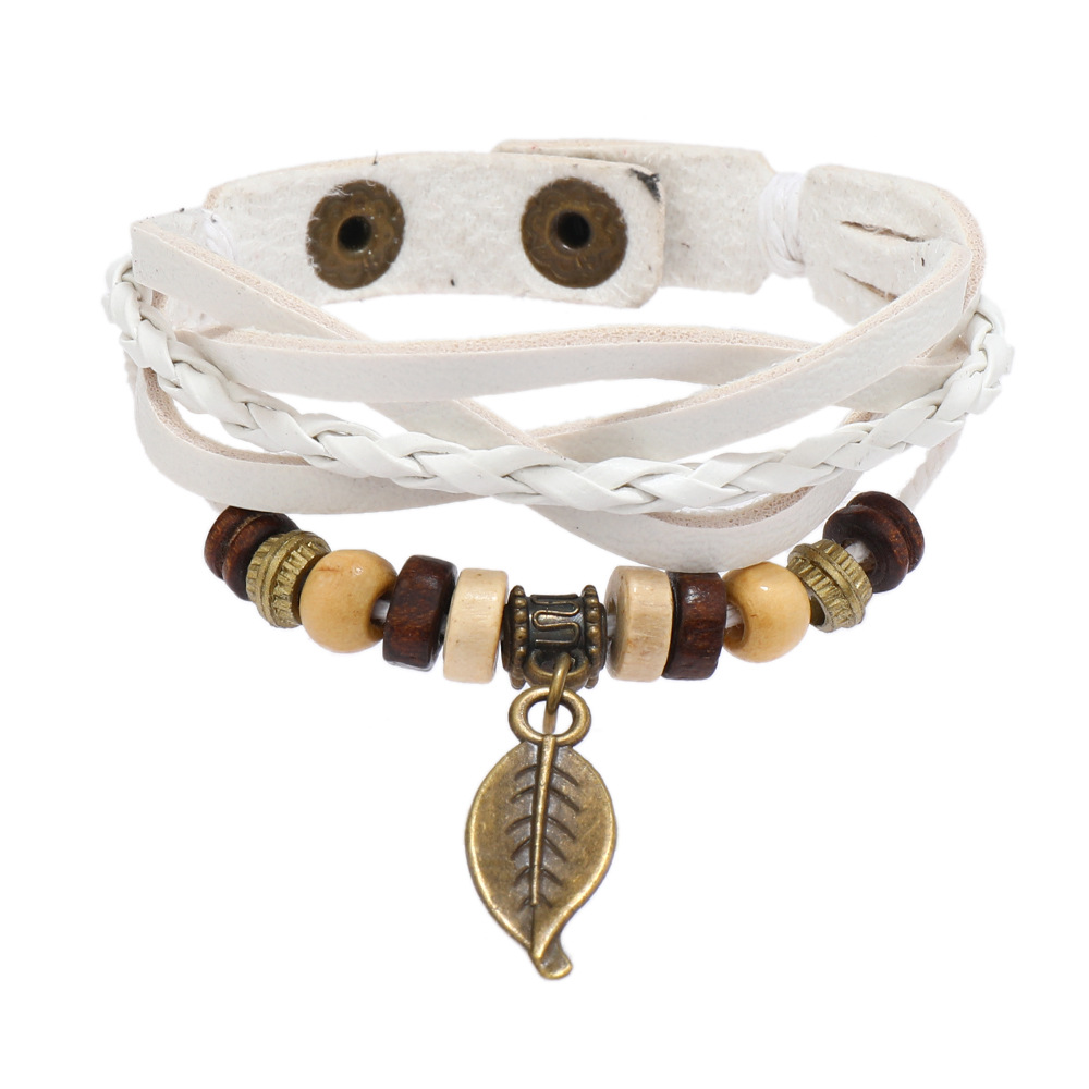 Leaf pendant-White