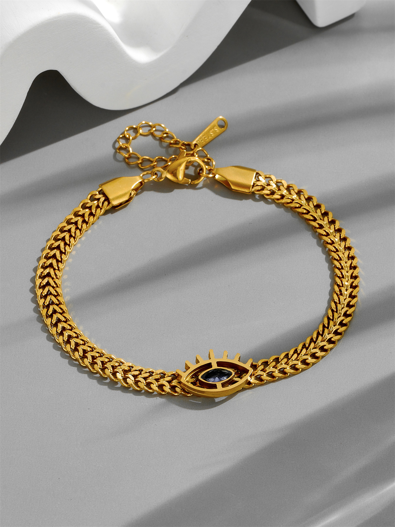 blue eye bracelet