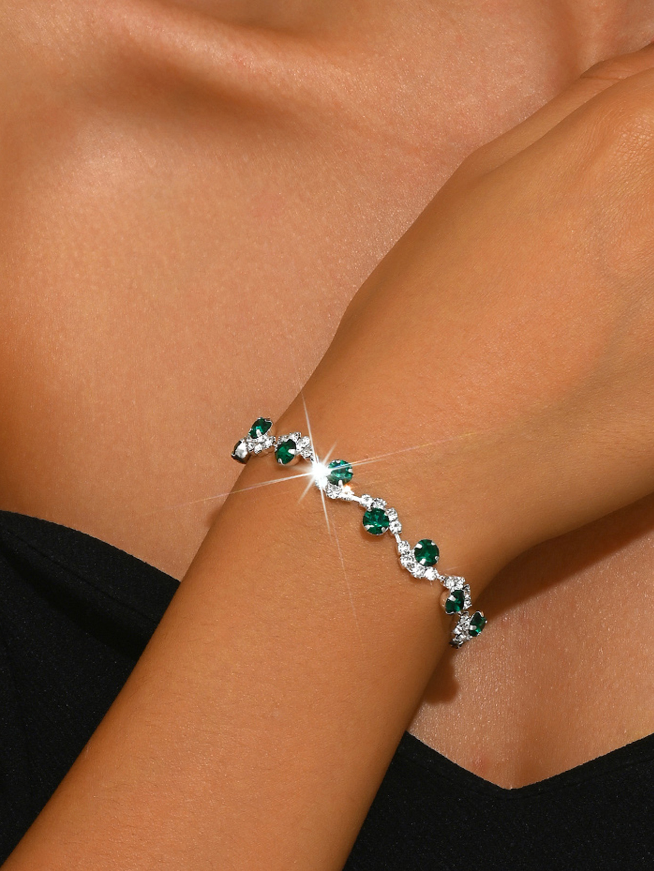 747 bracelet green