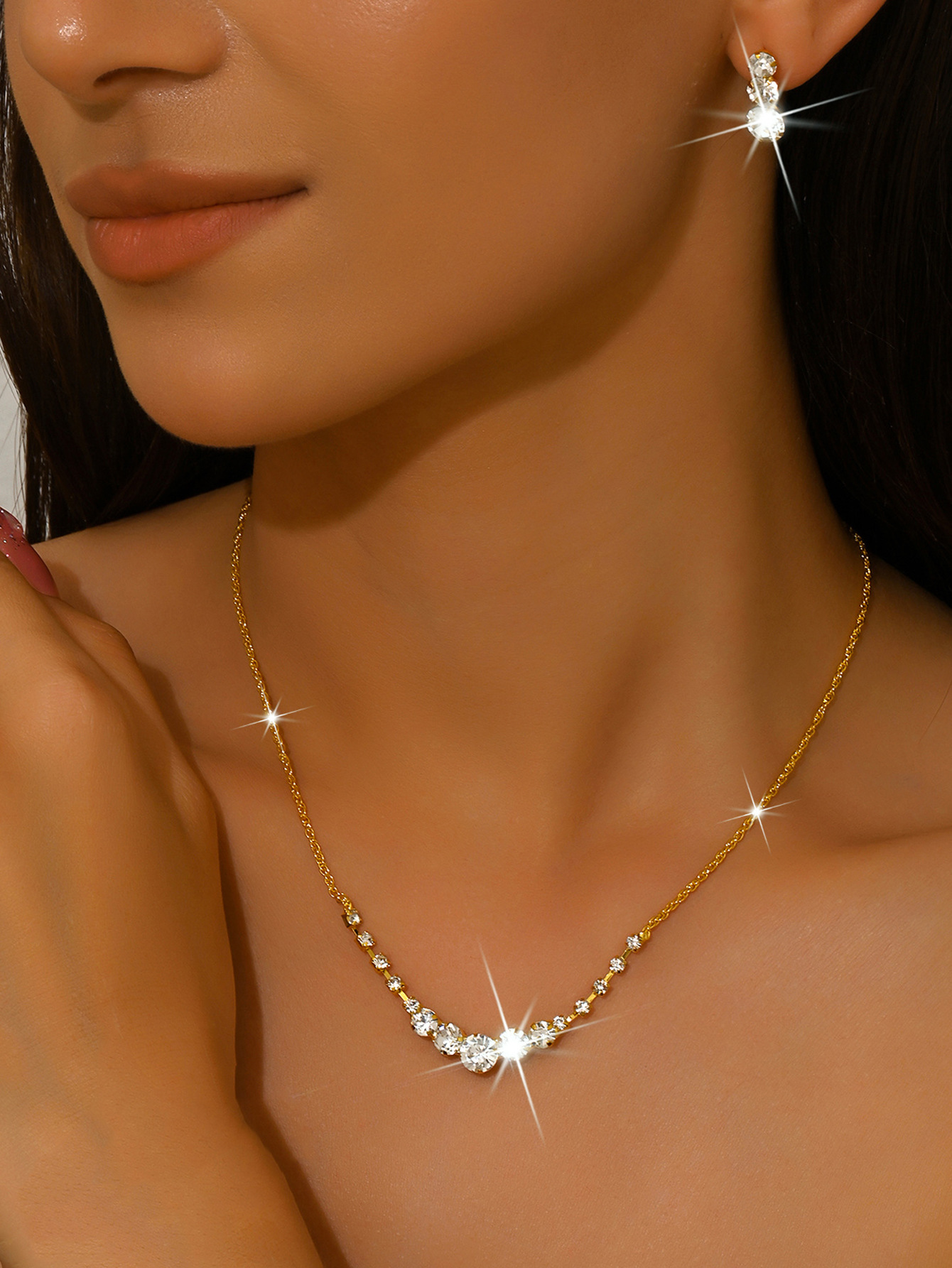 gold necklace earrings