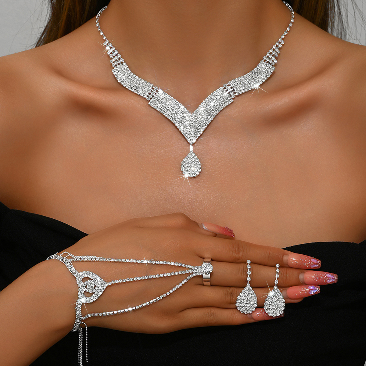 necklace earrings hand chain