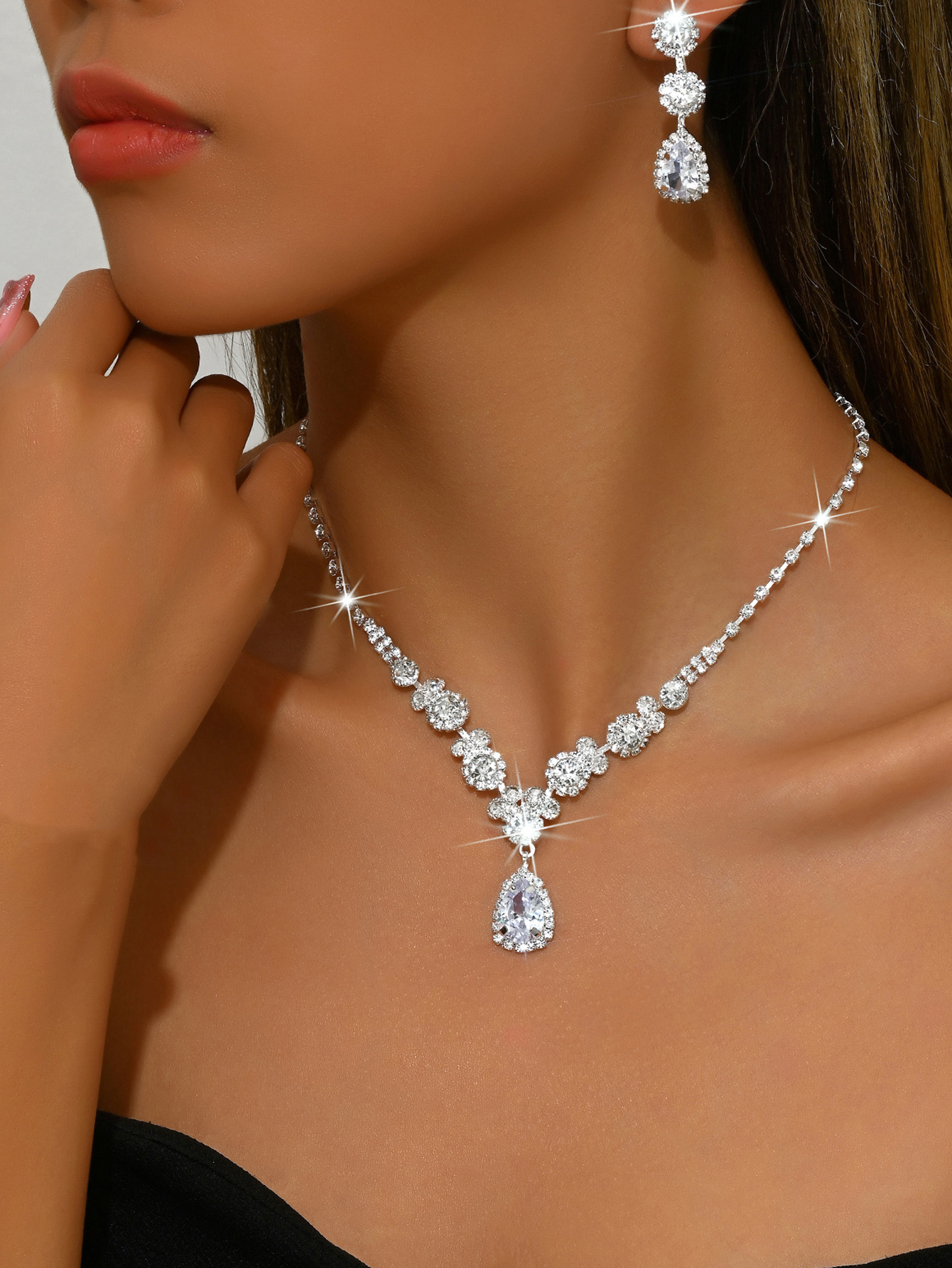 1544 silver white necklace earrings