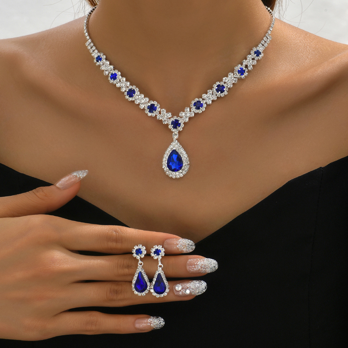 907 sapphire necklace earrings