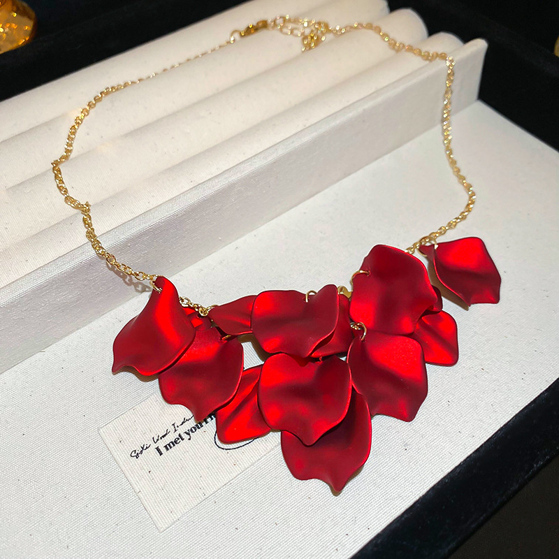 Red Petals Tassel Necklace