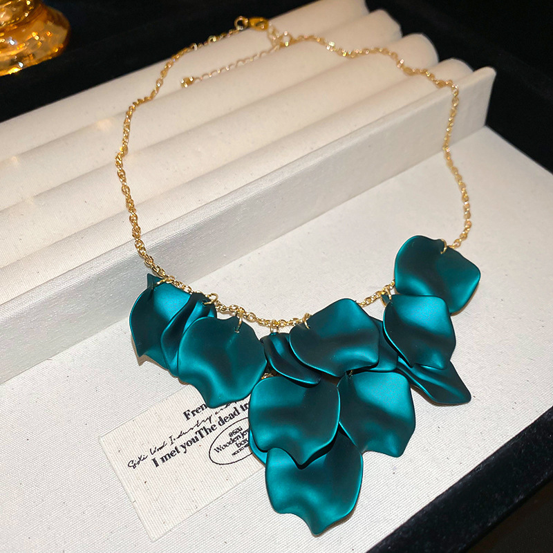Green Petal Tassel Necklace