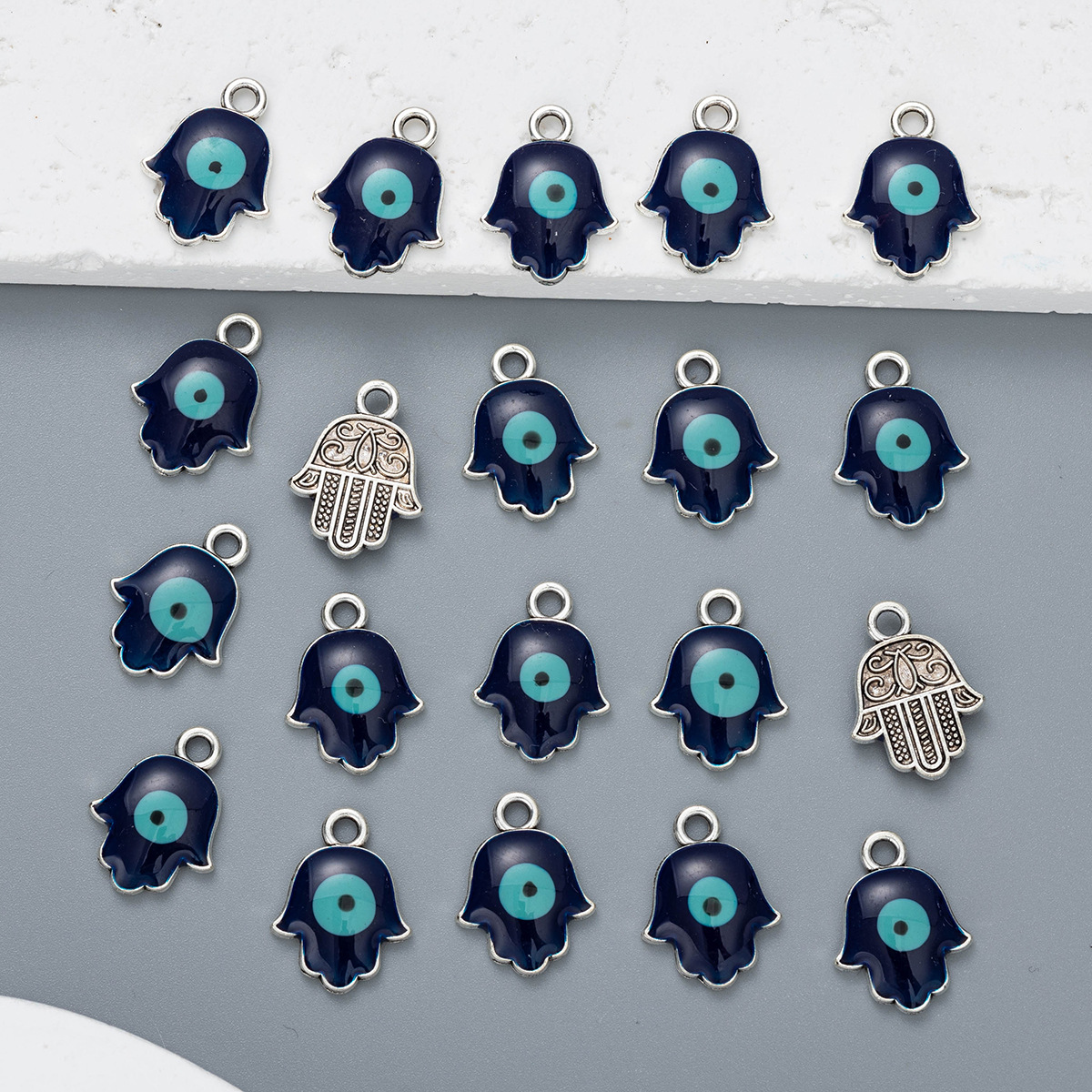 couleur bleu foncé