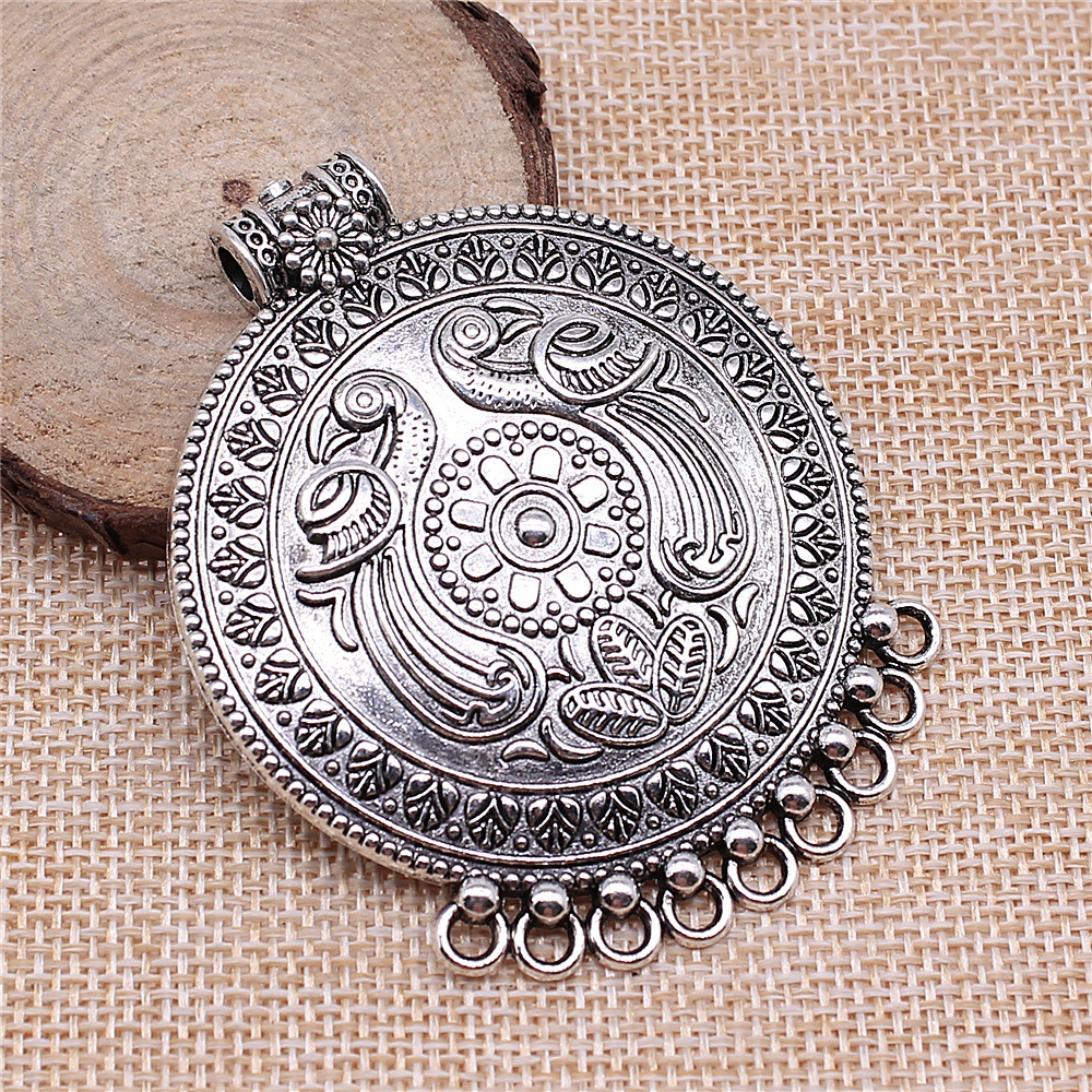 antique silver color