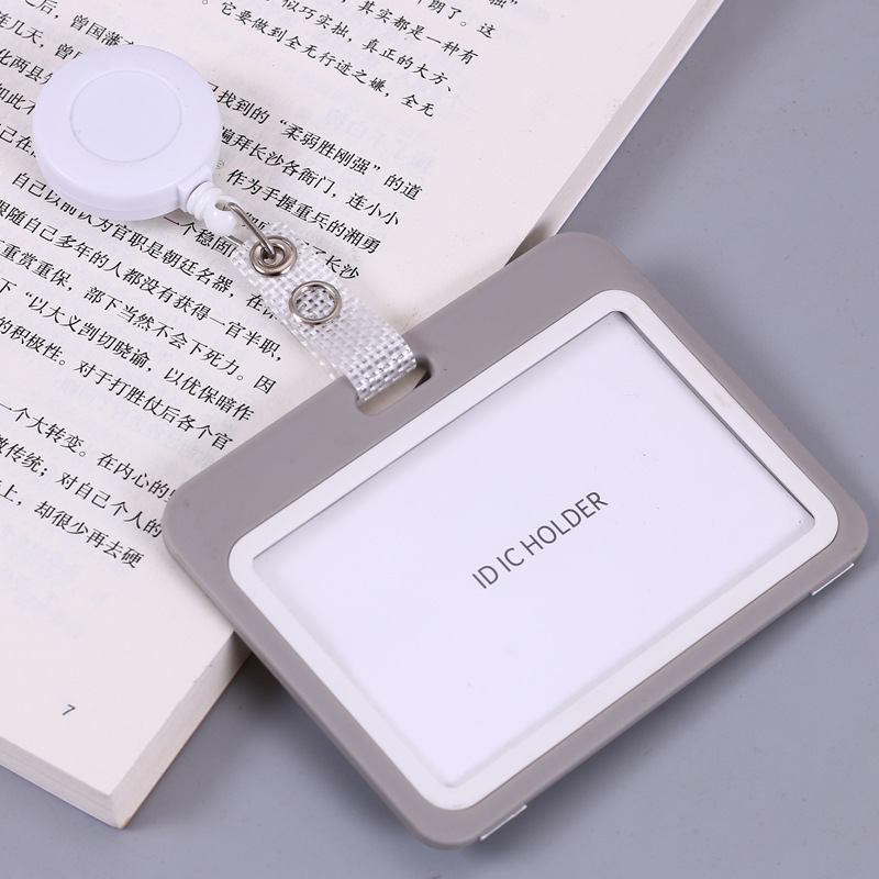 1 White easy pull buckle  1 gray horizontal card