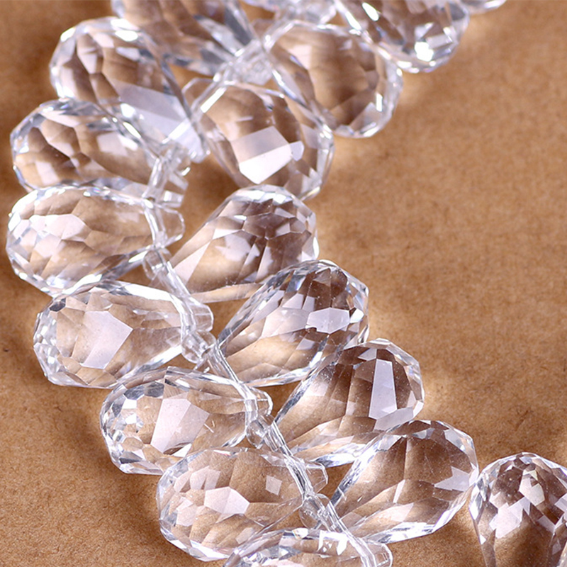 Twisted Water Drops 12x 22mm White
