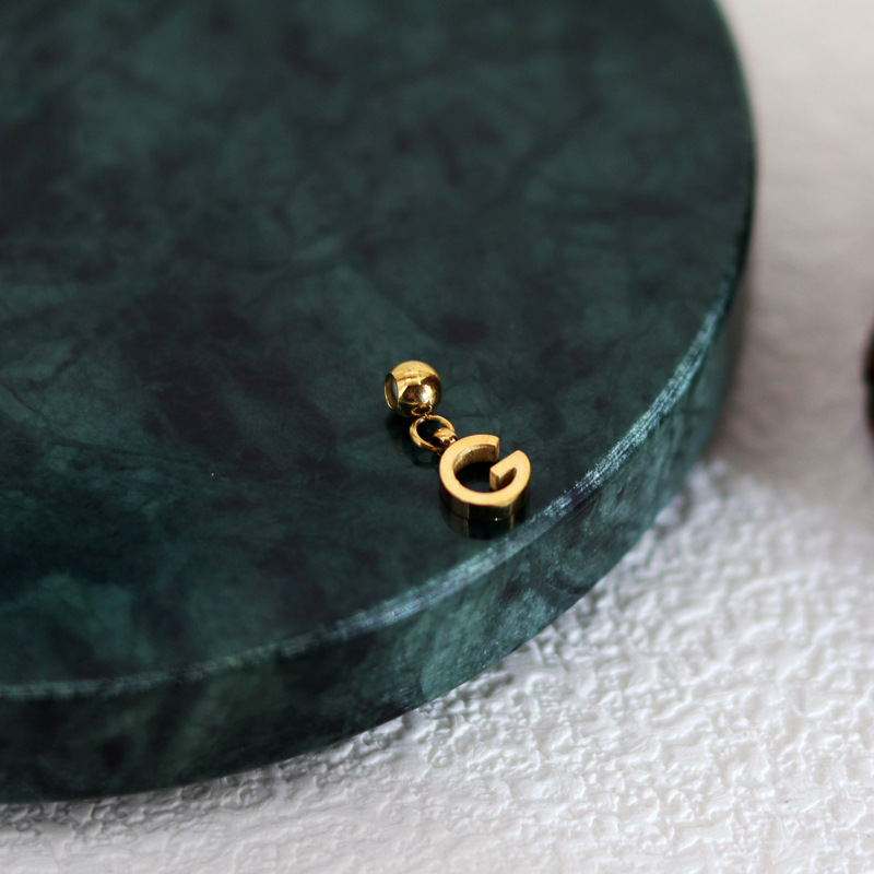 Letter Pendant (G)