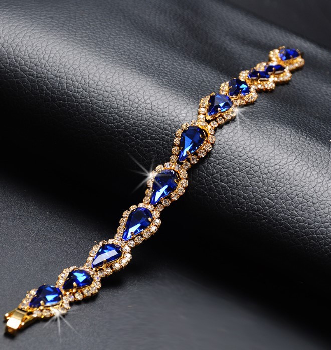 Blue 21cm long bracelet