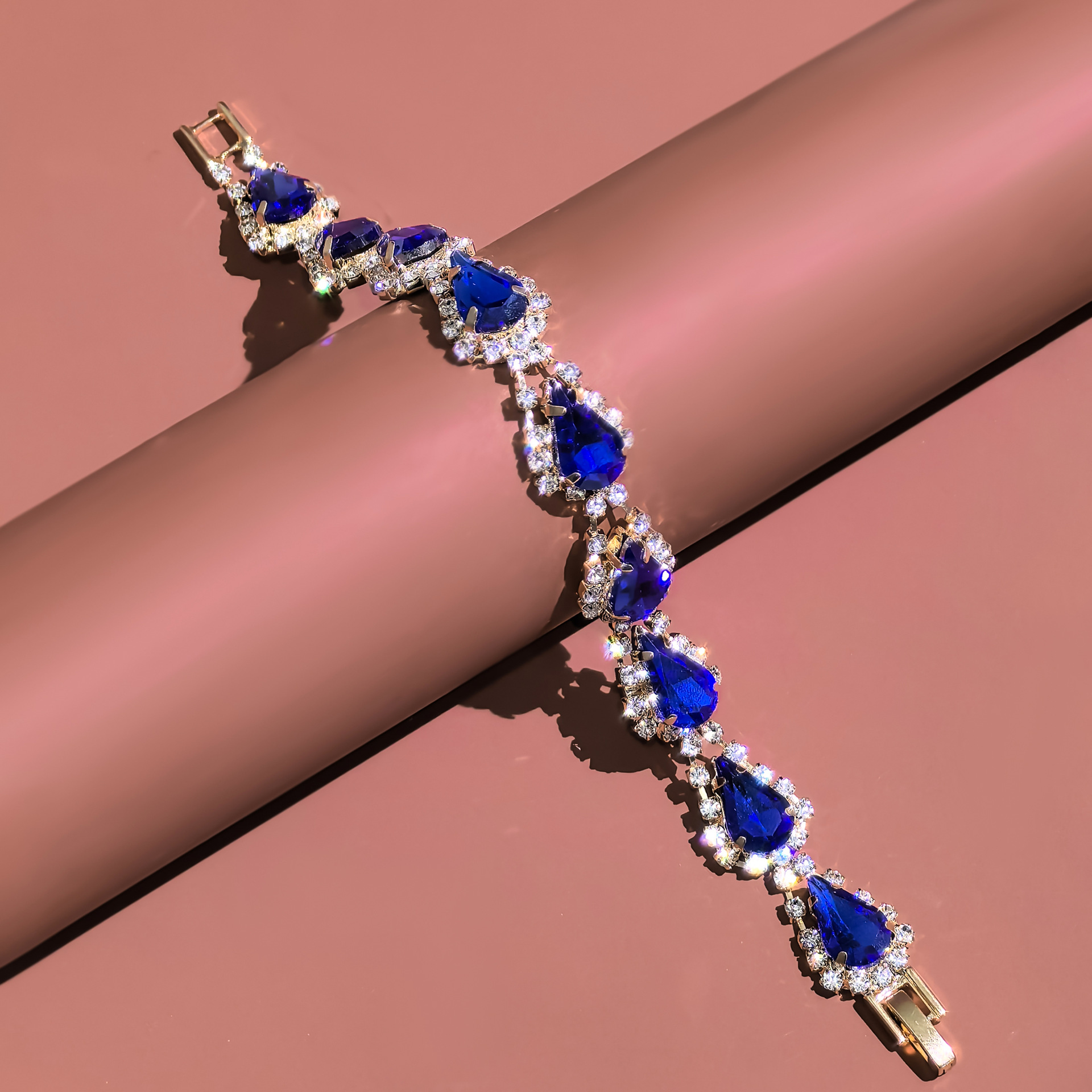 18cm sapphire blue