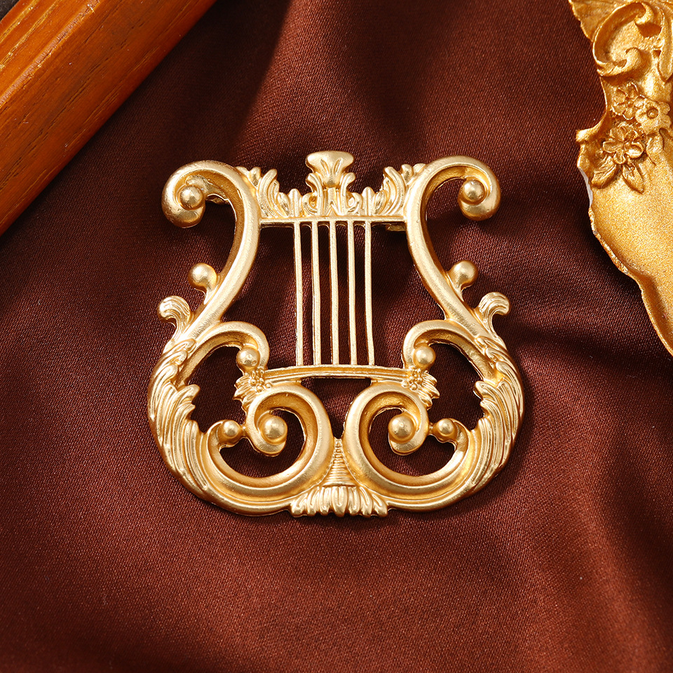 Dumb Gold Lyre