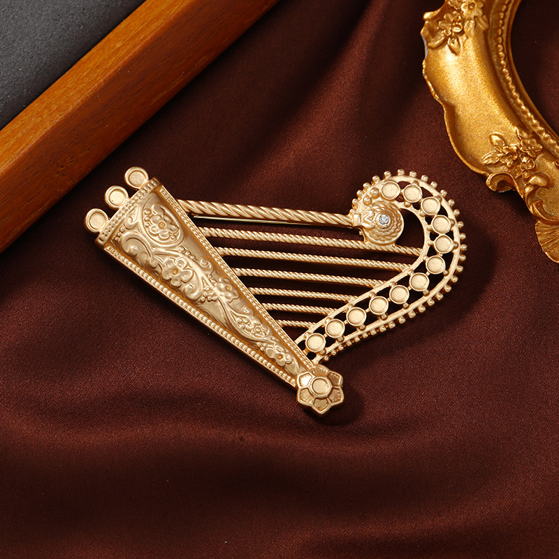 Dumb gold harp
