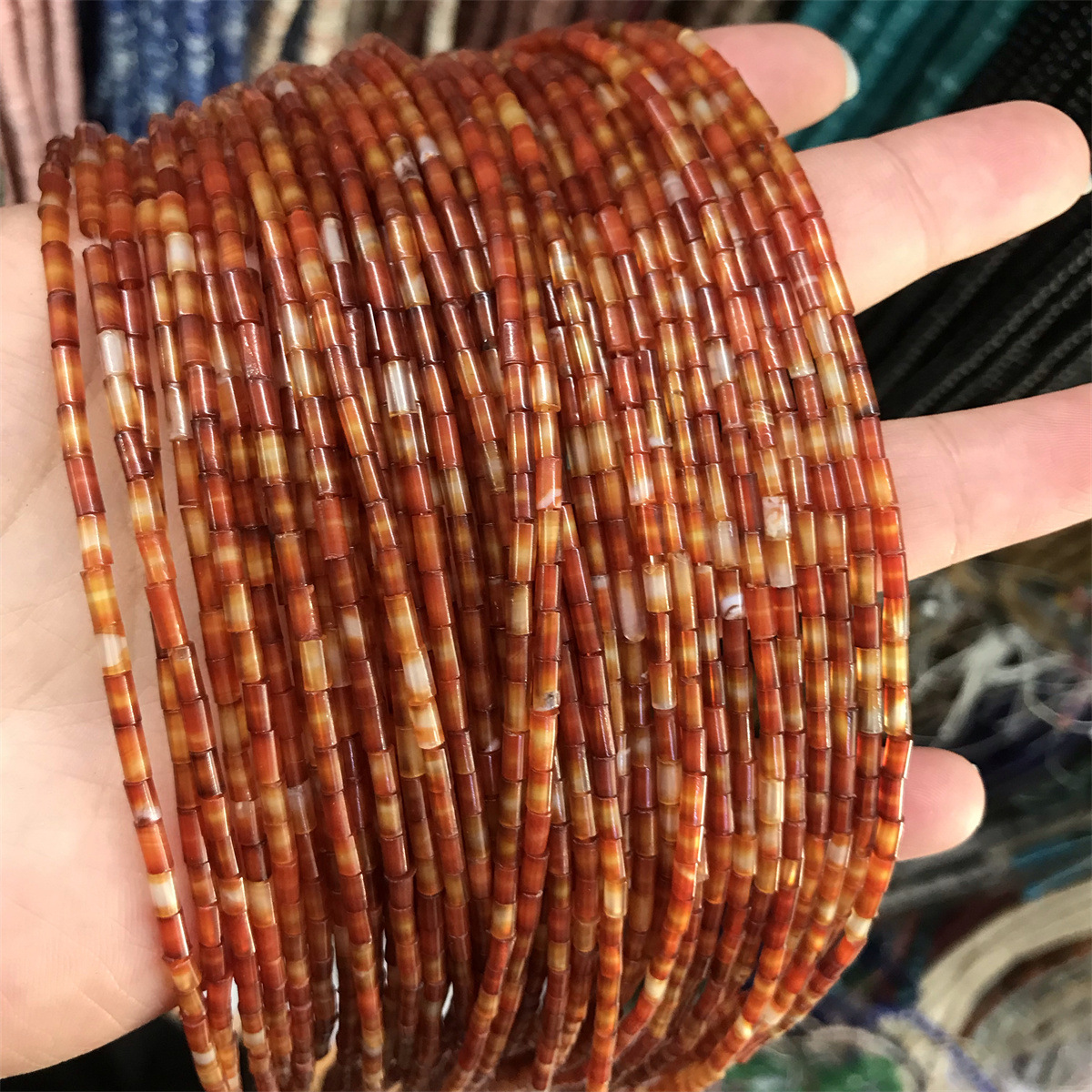Round tube: 2*4mm red agate