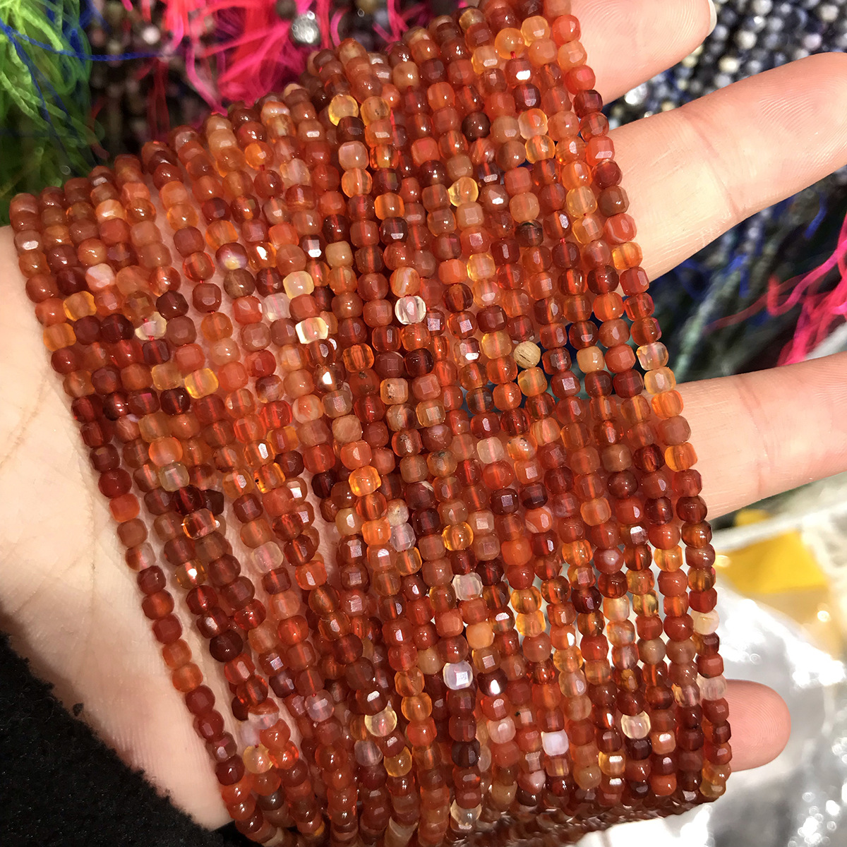 Sugar cube: 2-3mm red agate