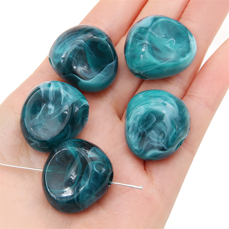 Dark dark green special-shaped beads 26x 24mm/ aperture about 5mm 5/bag