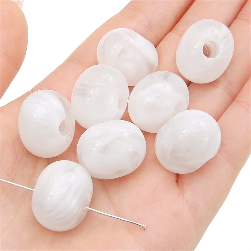 White ibe beads 20x17mm/, hole diameter about 5mm, 5 pieces/pack (about 17 grams)