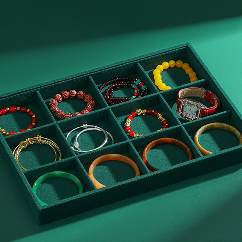 [12 grid plate] Green [uncovered tray]]
