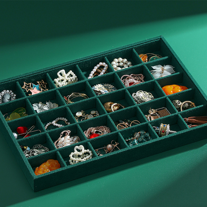 [30 grid plate] Green [uncovered tray]]