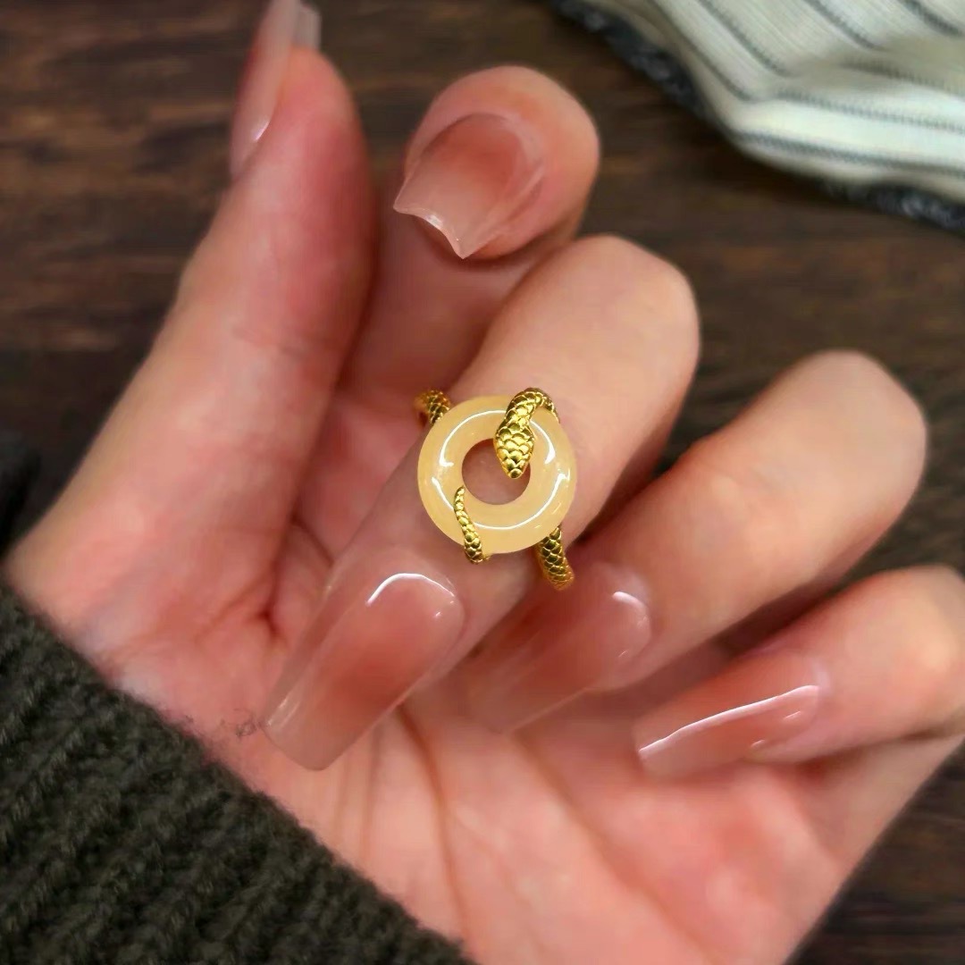 9312-golden snake peace buckle ring