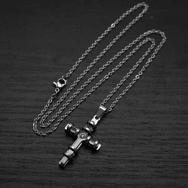 Black with 2mm50cmo chain