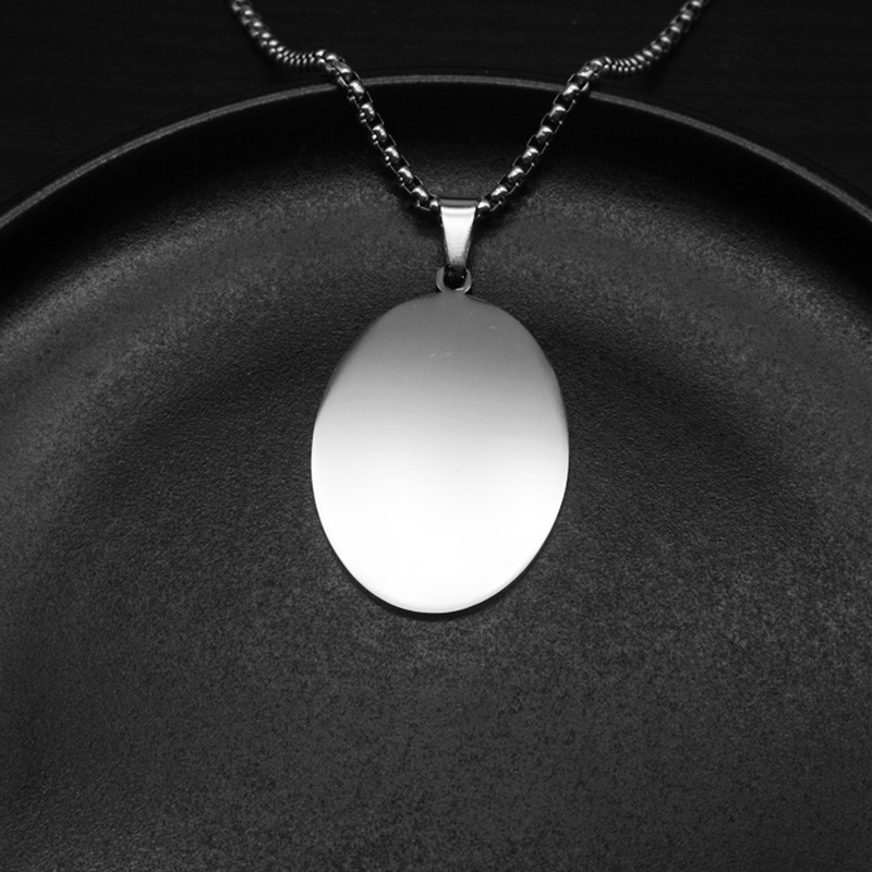 Oval without chain