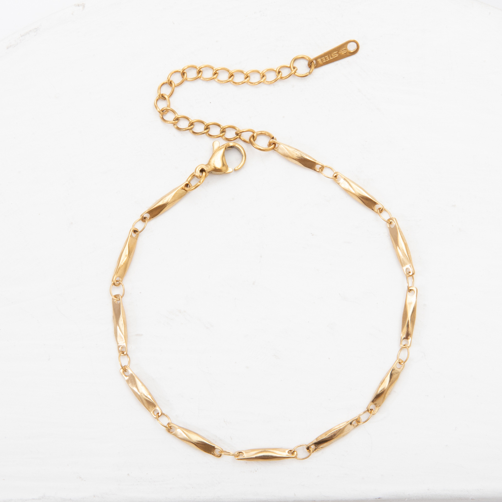Long masonry 11.3x2.5mm-gold