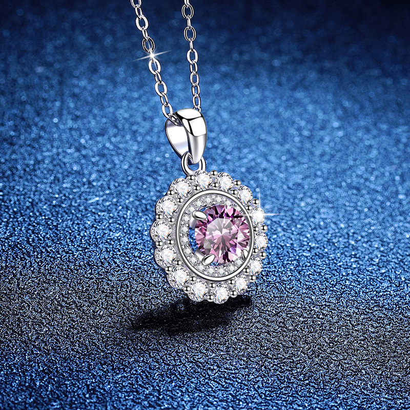 Pink moissanite 1ct