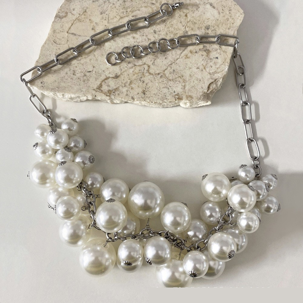 Pearl necklace