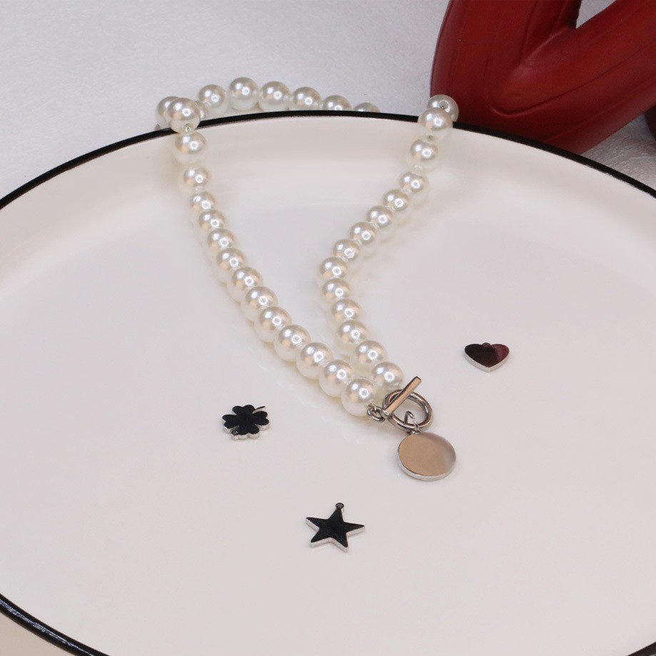 White pearl necklace-1