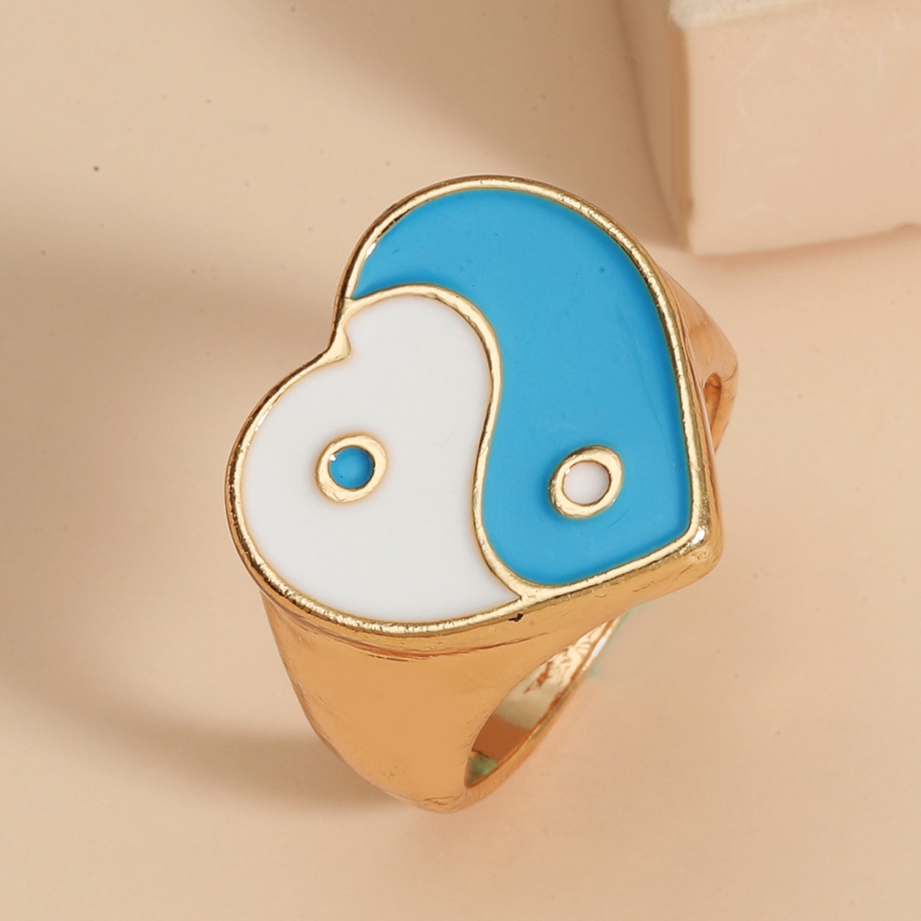 01 White Blue A- 49