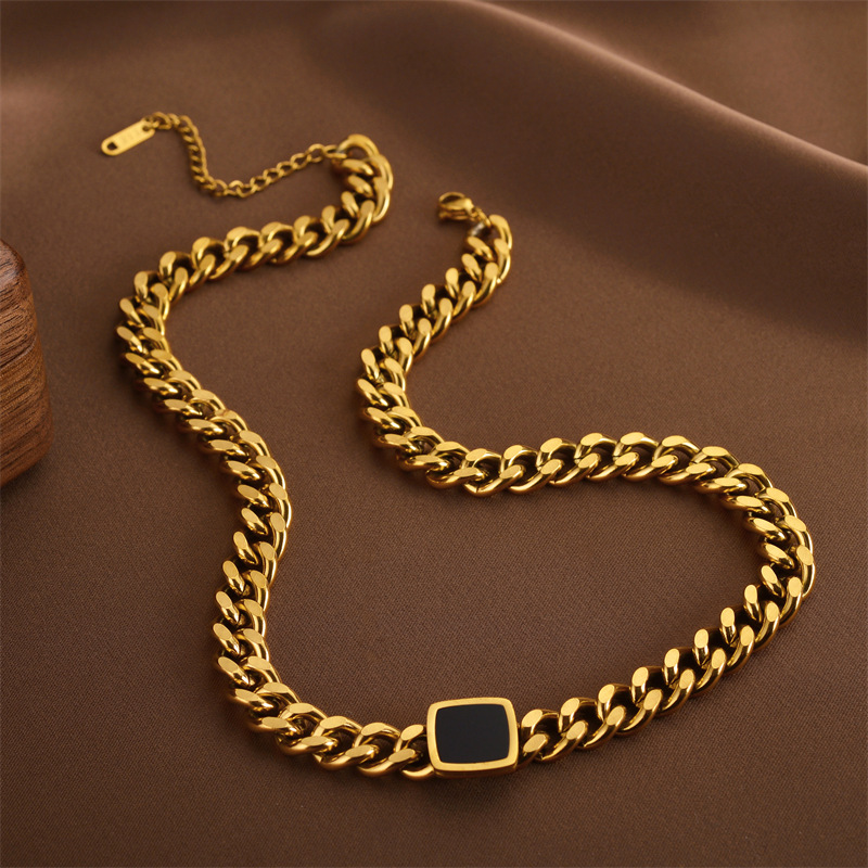 9035-Gold Necklace