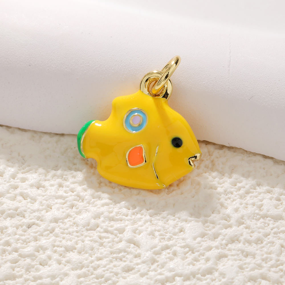 A0175 yellow fish