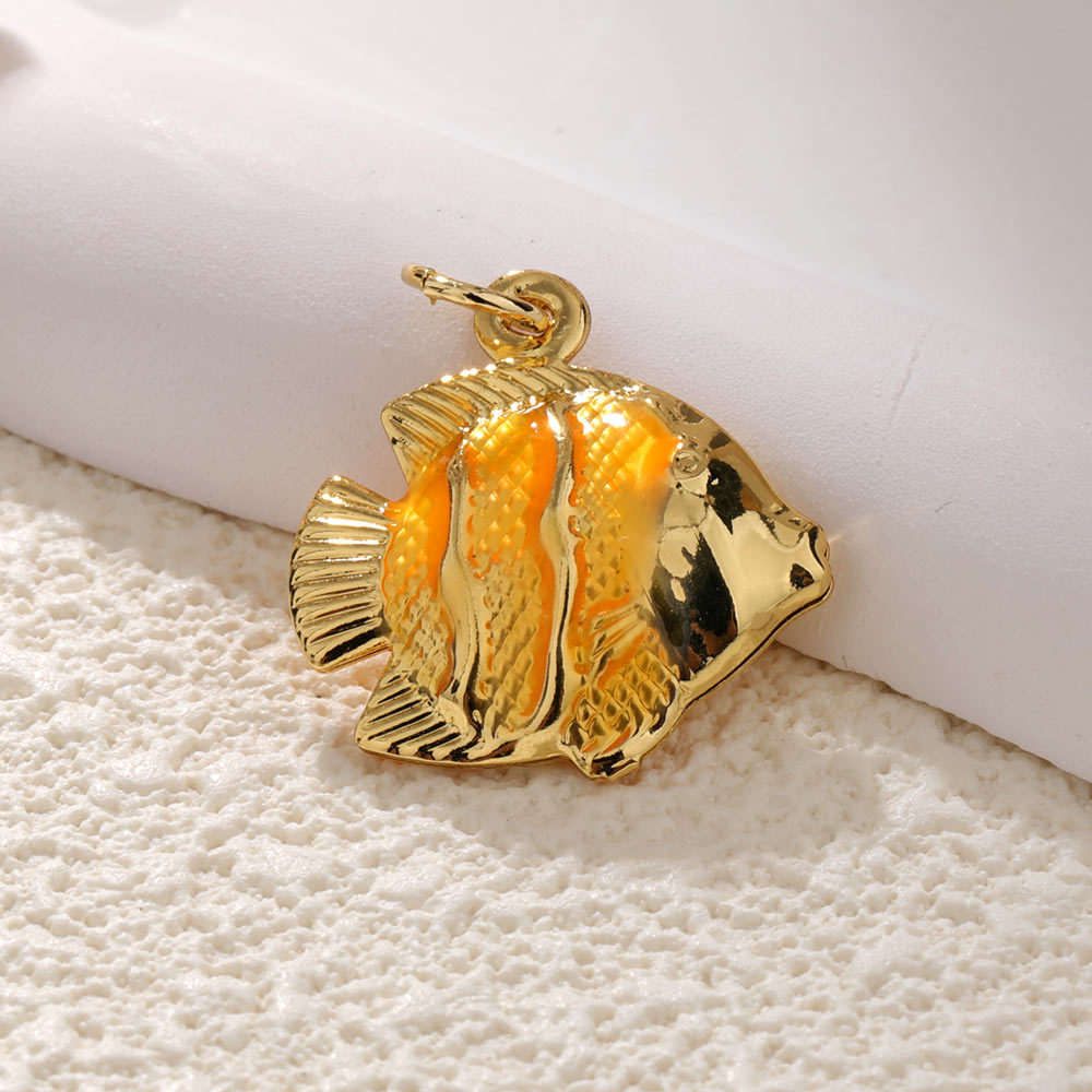 A0170 yellow fish