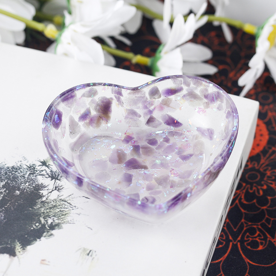 16 amethyst sequins