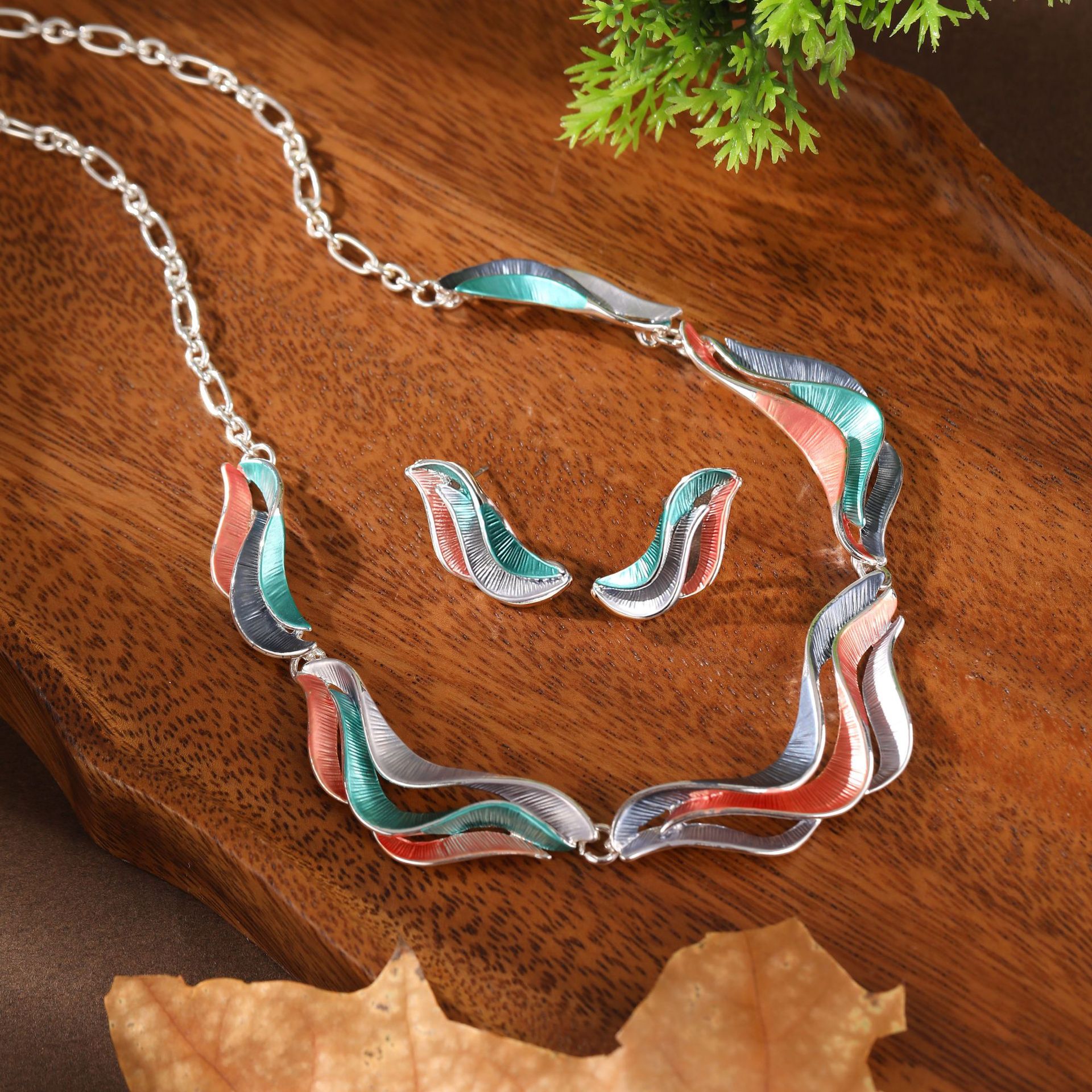 Orange lines petal stud earrings necklace suit-silver